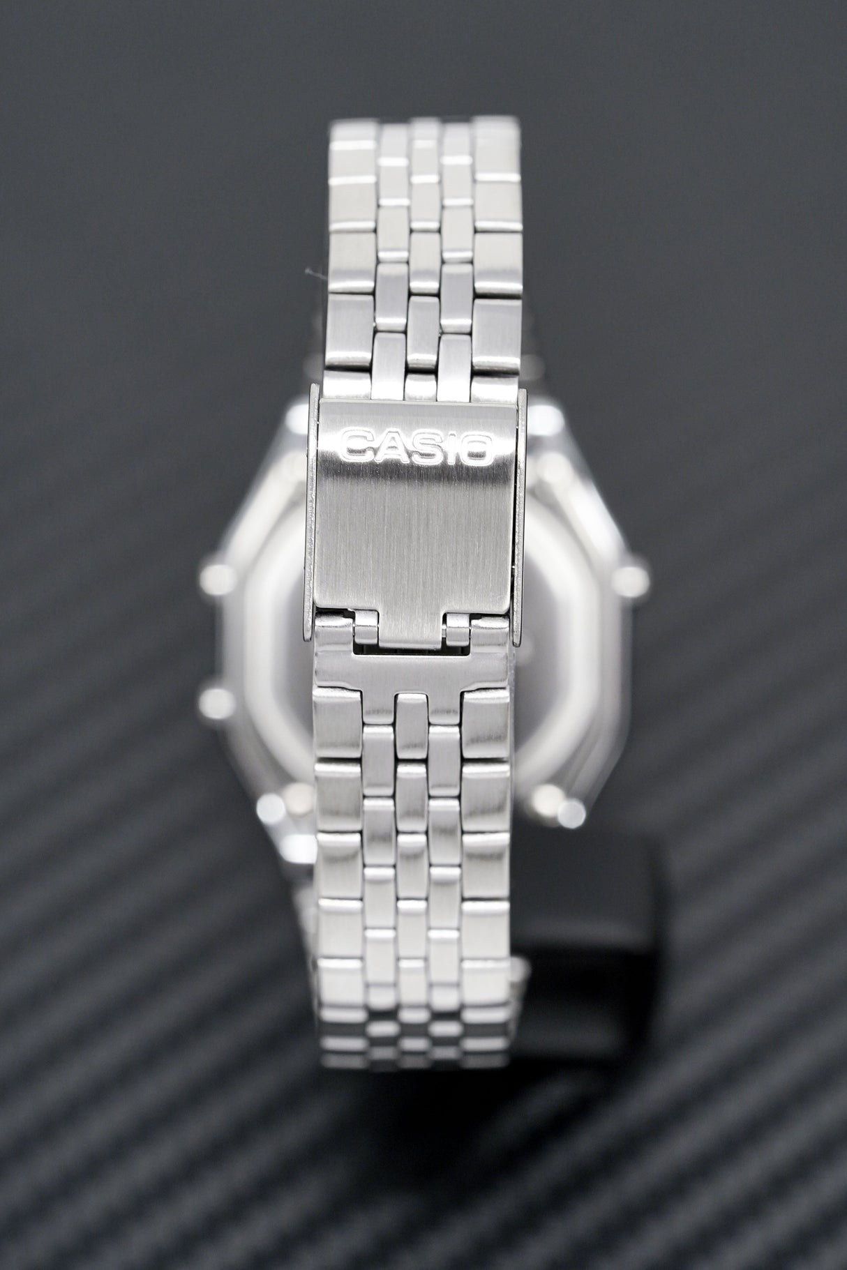 Casio Ladies Watch Digital Vintage Classic Jubilee Black LA680WA-1BDF