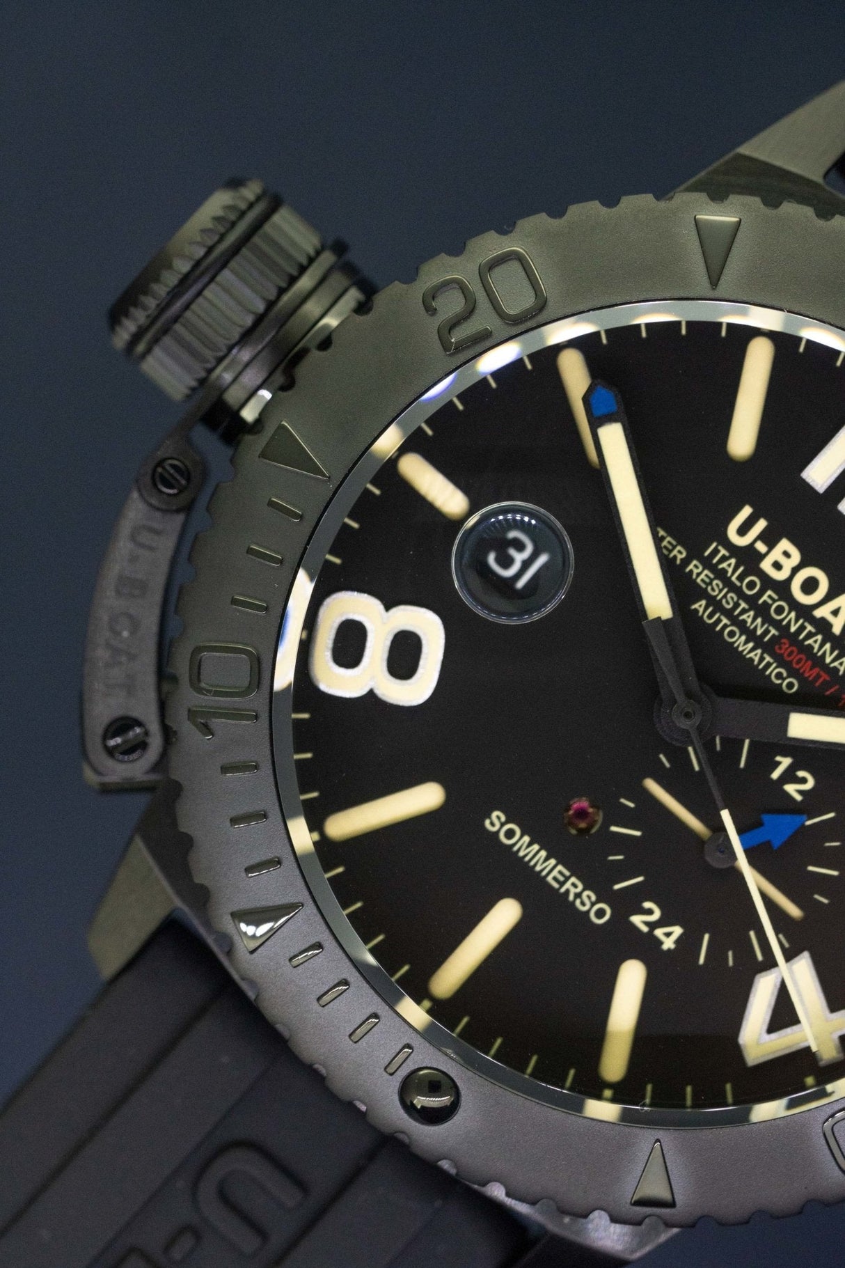 U-Boat Sommerso 46 Diver Date Black DLC - Designer Watch Store