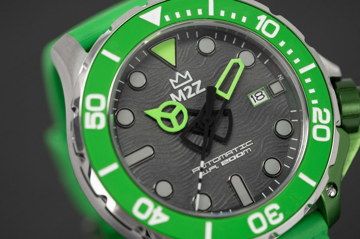 M2Z Men's Watch Diver 200 Green 200-001B