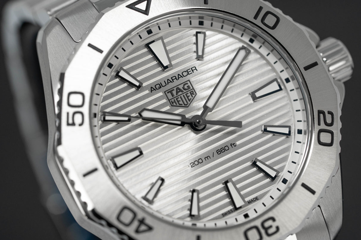 Tag Heuer Watch Aquaracer Professional 200 White WBP1111.BA0627