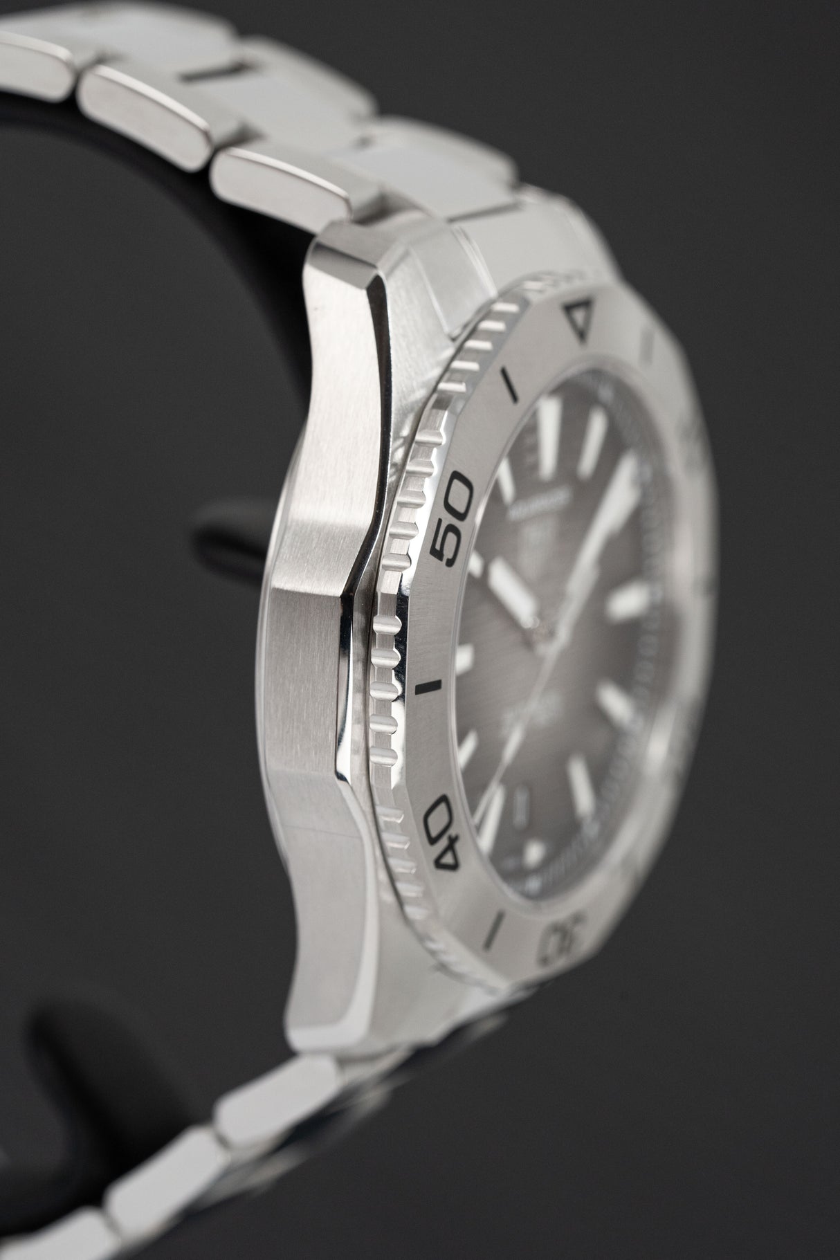 Tag Heuer Watch Automatic Aquaracer Professional 200 Black WBP2110.BA0627