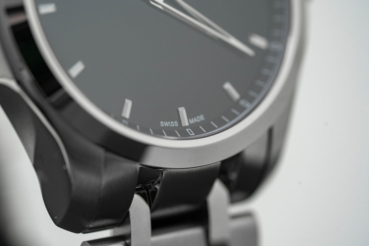 Tissot Couturier Secret Date