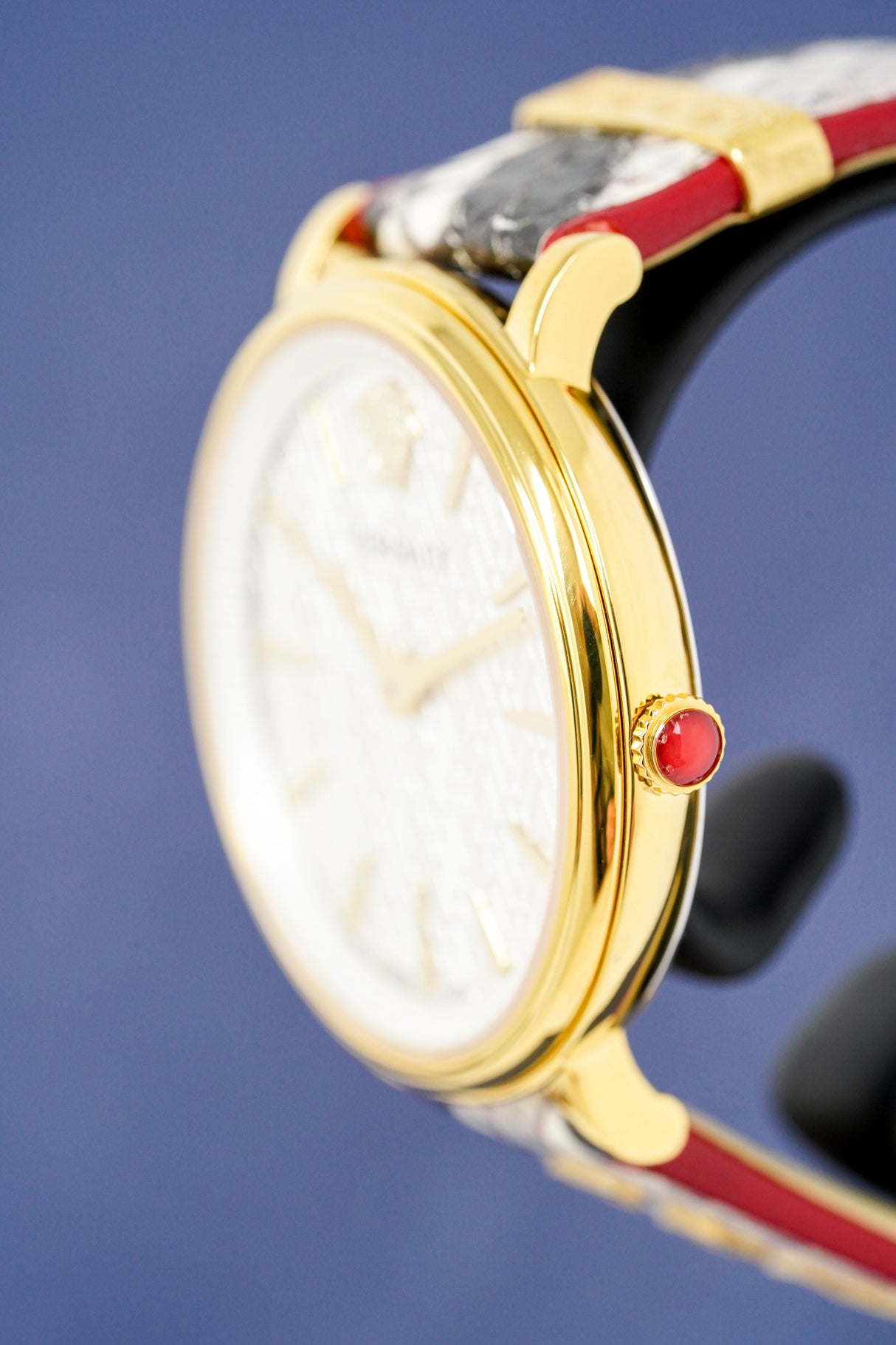 Versace V-Circle Manifesto 38mm Love Edition White