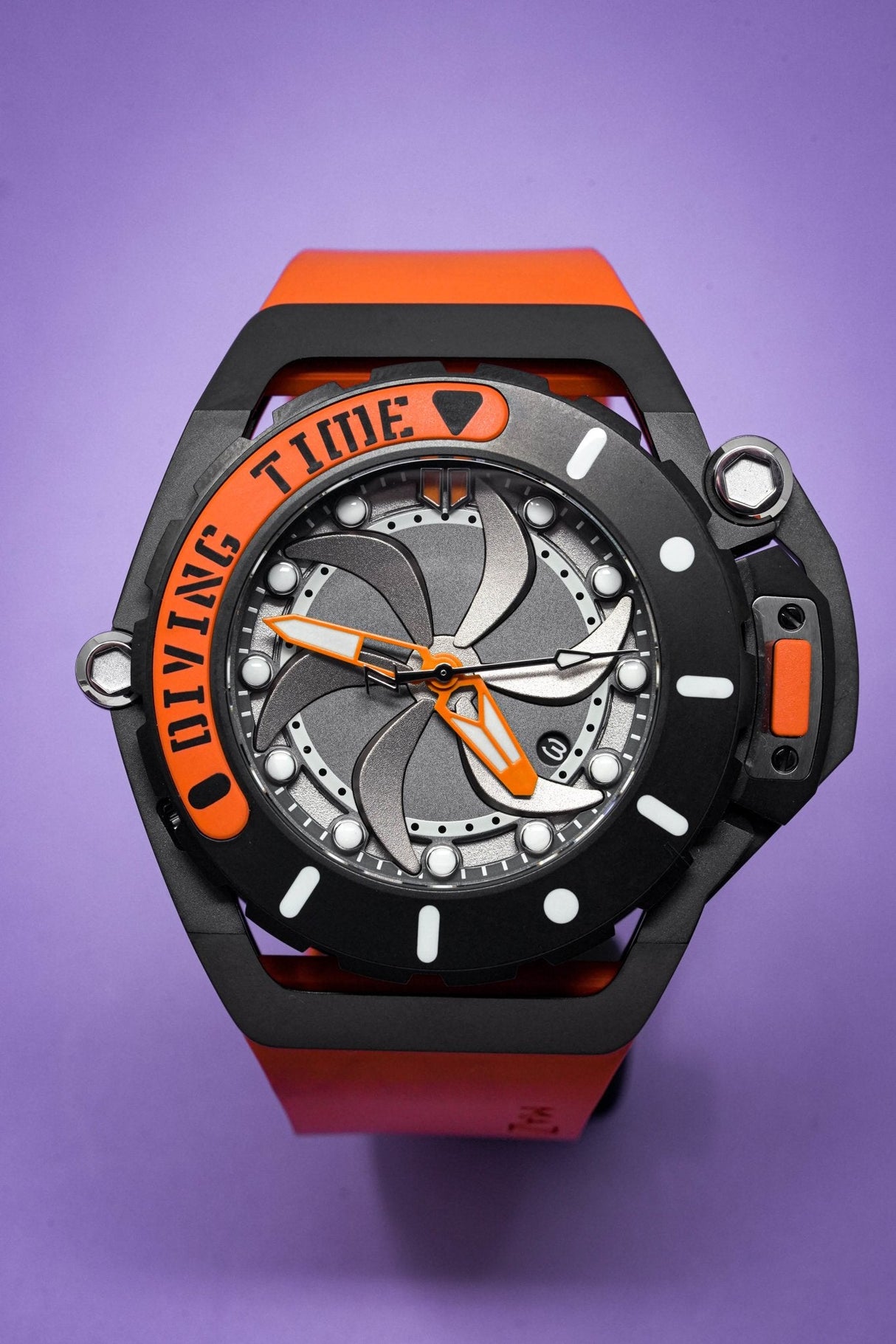Mazzucato RIM Scuba Orange - Watches & Crystals