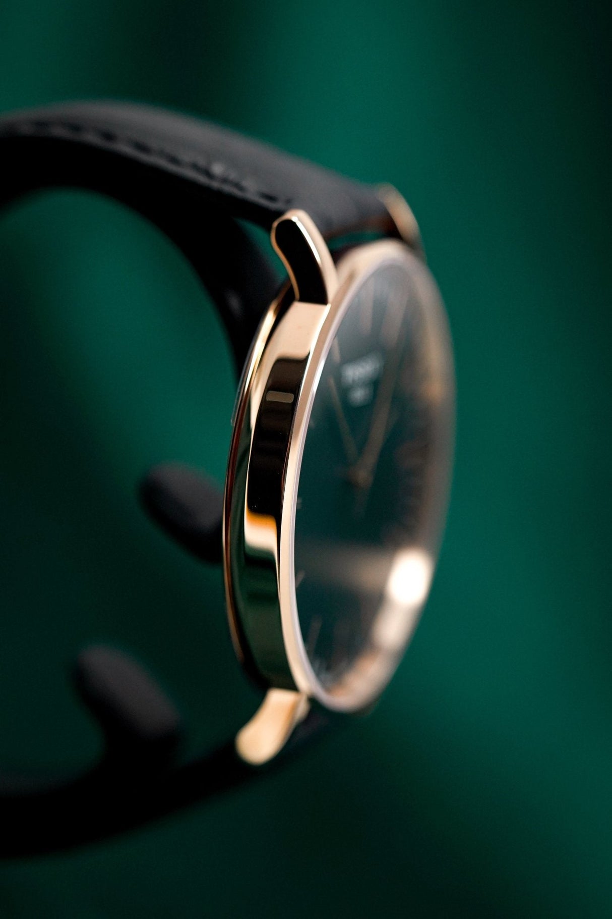 Tissot Everytime Large Black - Watches & Crystals