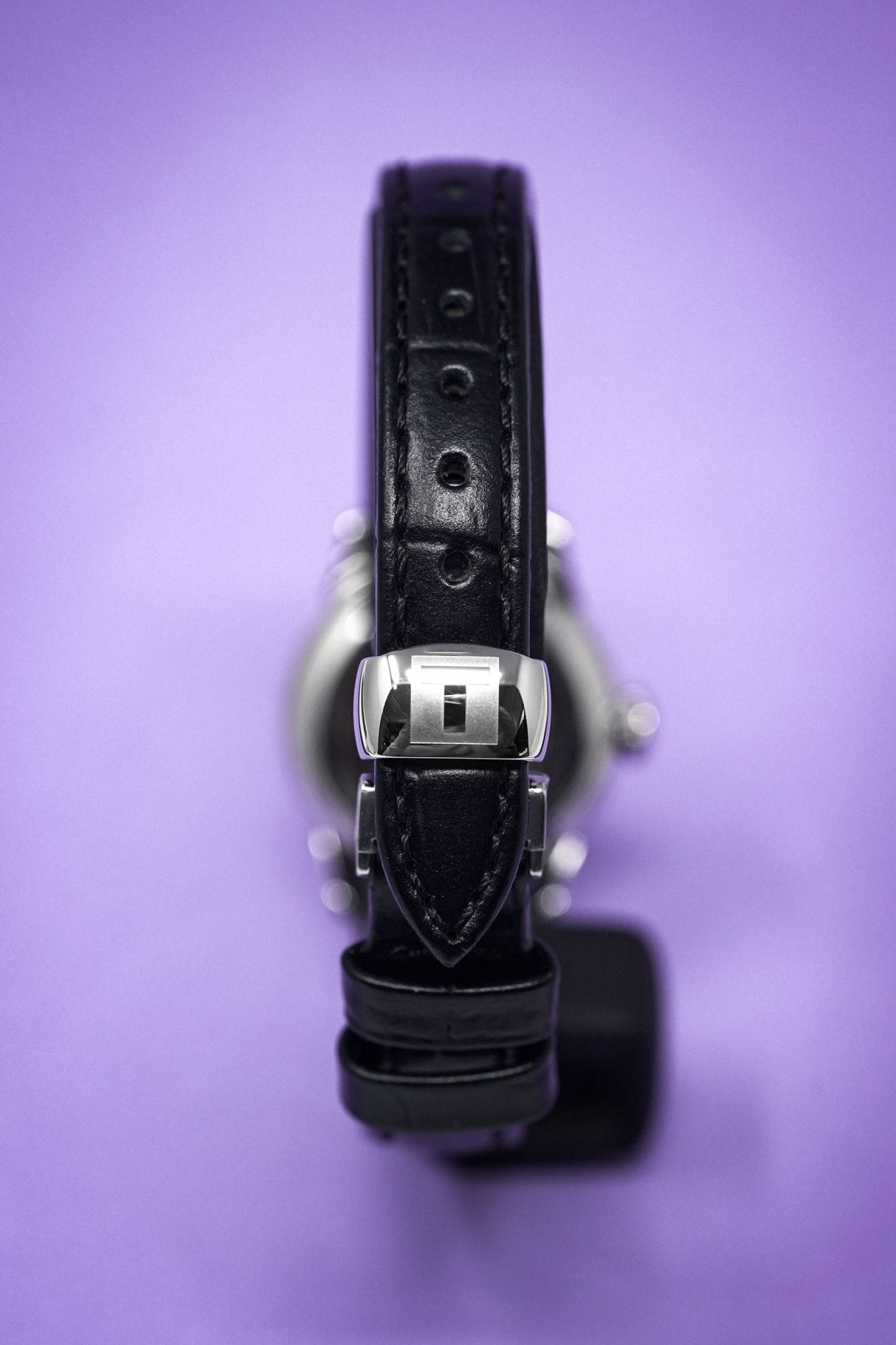 Tissot T-Classic Le Locle 25mm - Watches & Crystals