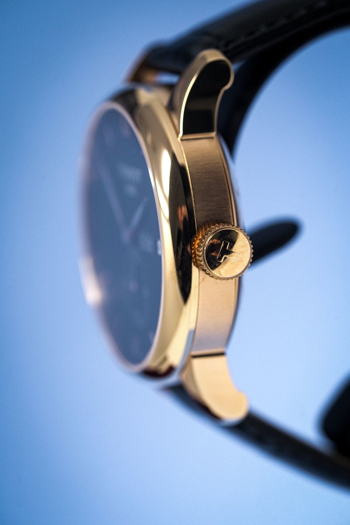 Tissot T-Classic Le Locle Rose Gold - Watches & Crystals