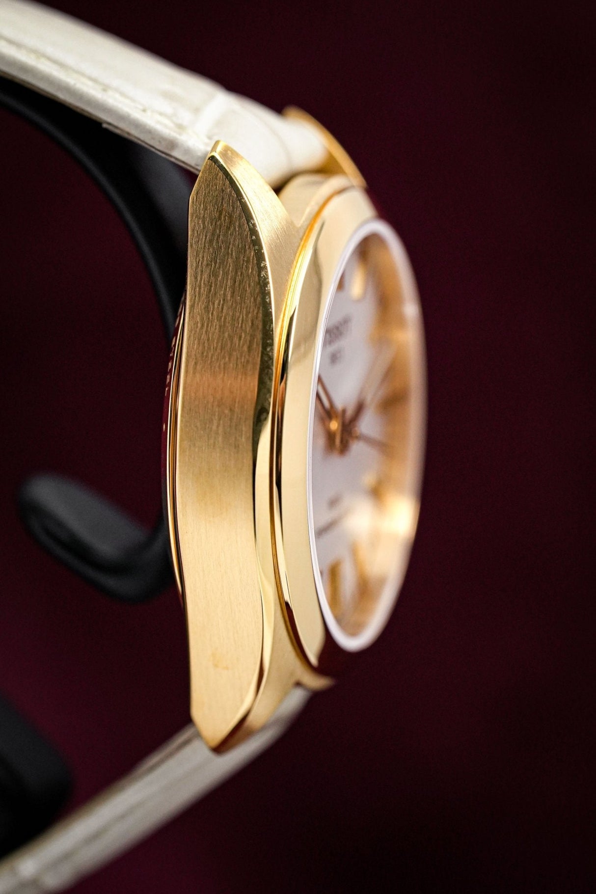 Tissot T-Classic PR 100 Rose Gold - Watches & Crystals