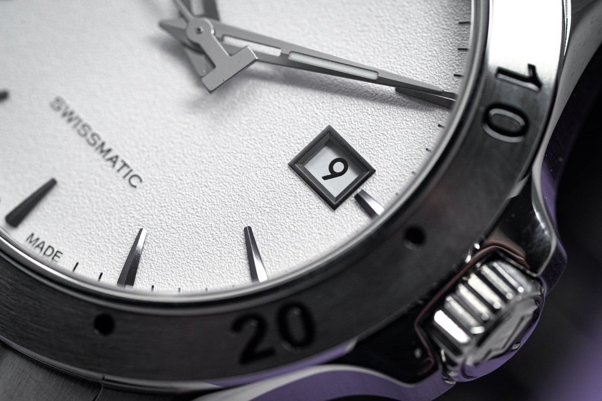 Tissot T-Sport V8 Swissmatic Steel - Watches & Crystals