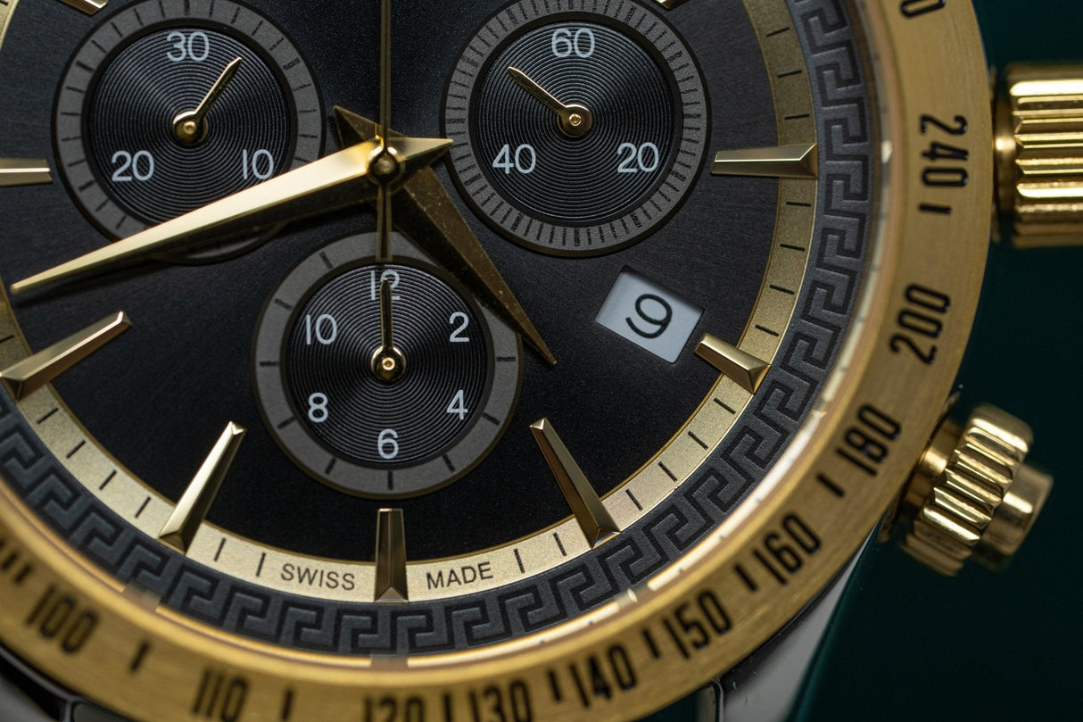 Versace Classic Chronograph Black - Watches & Crystals