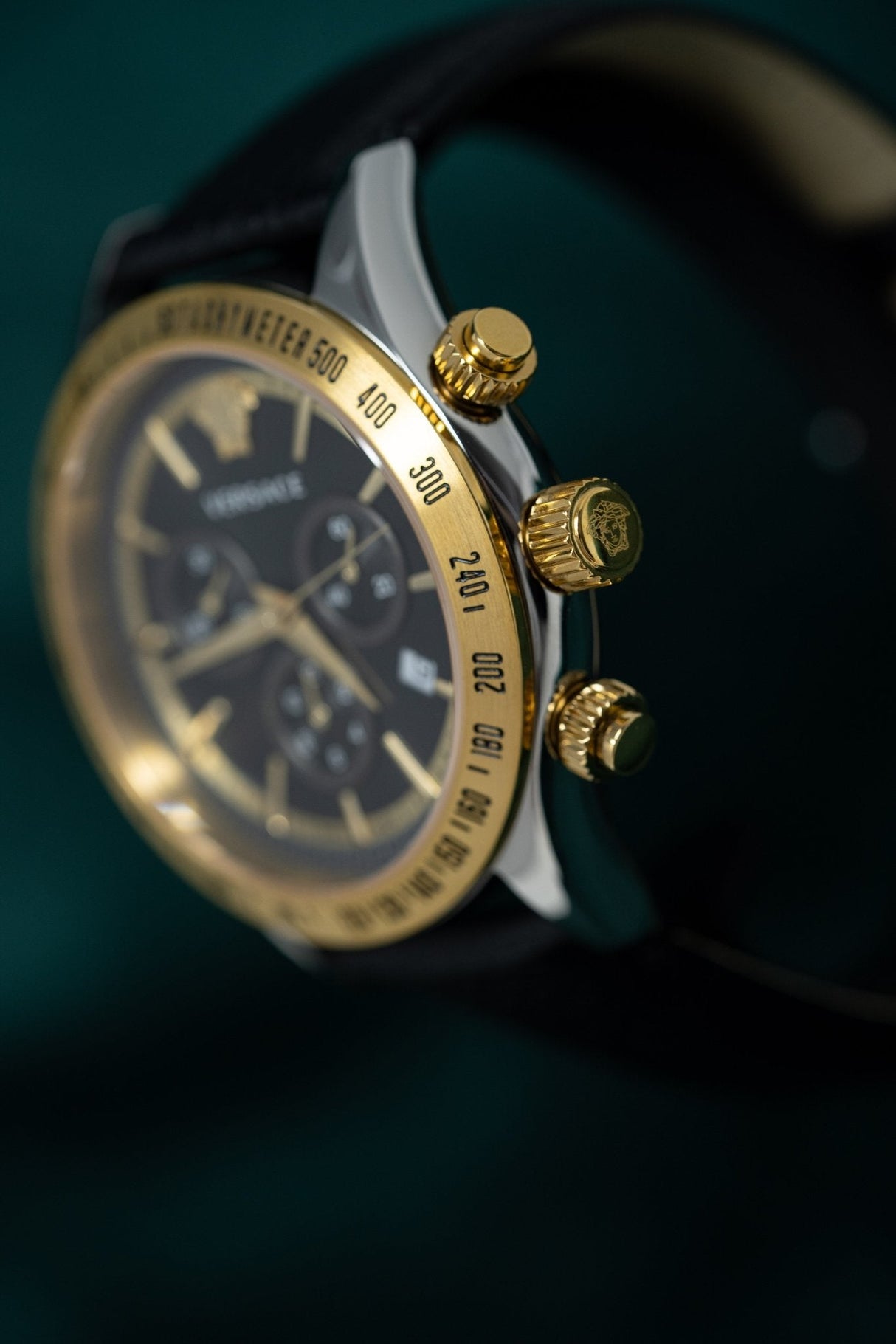 Versace Classic Chronograph Black - Watches & Crystals