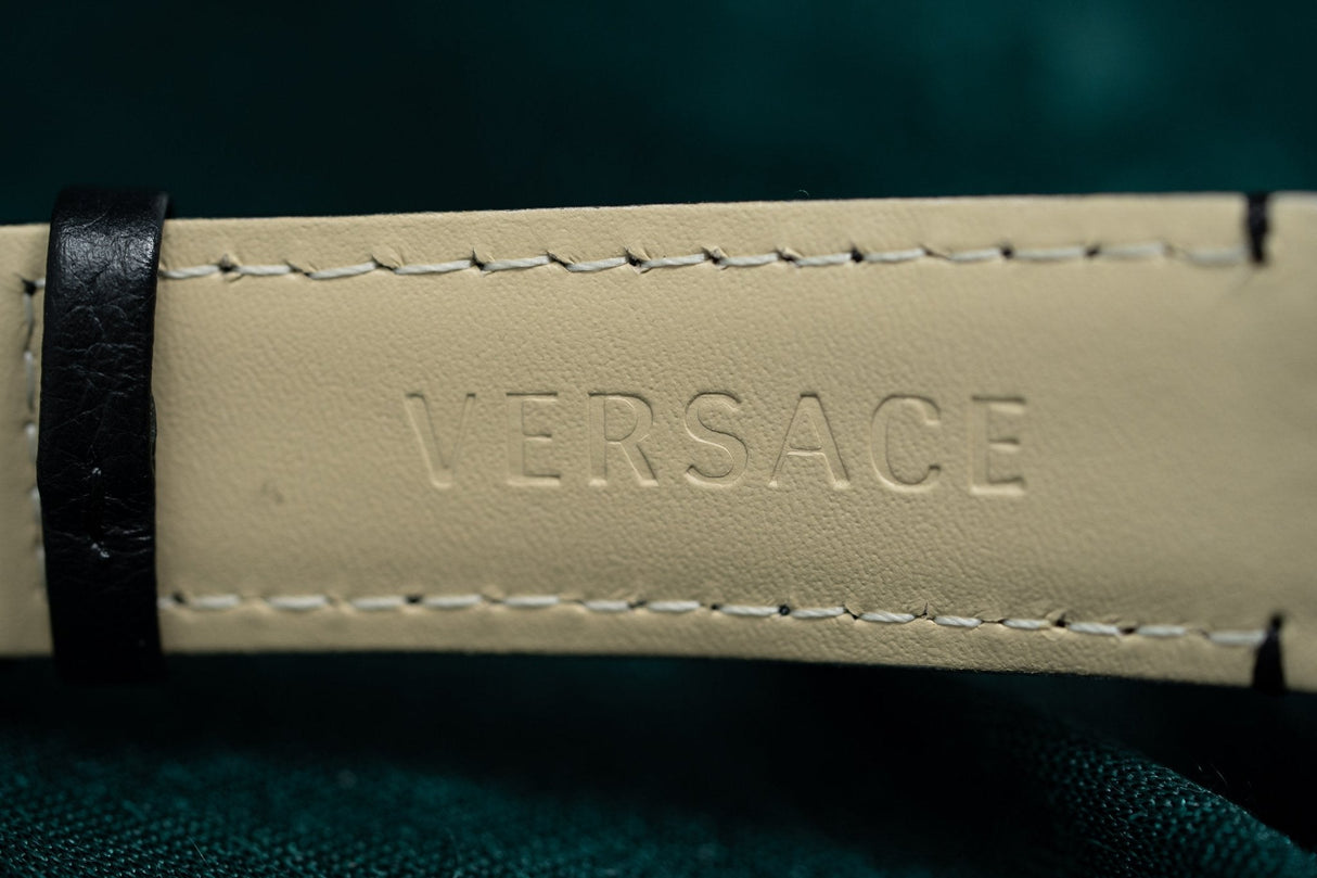 Versace Classic Chronograph Black - Watches & Crystals