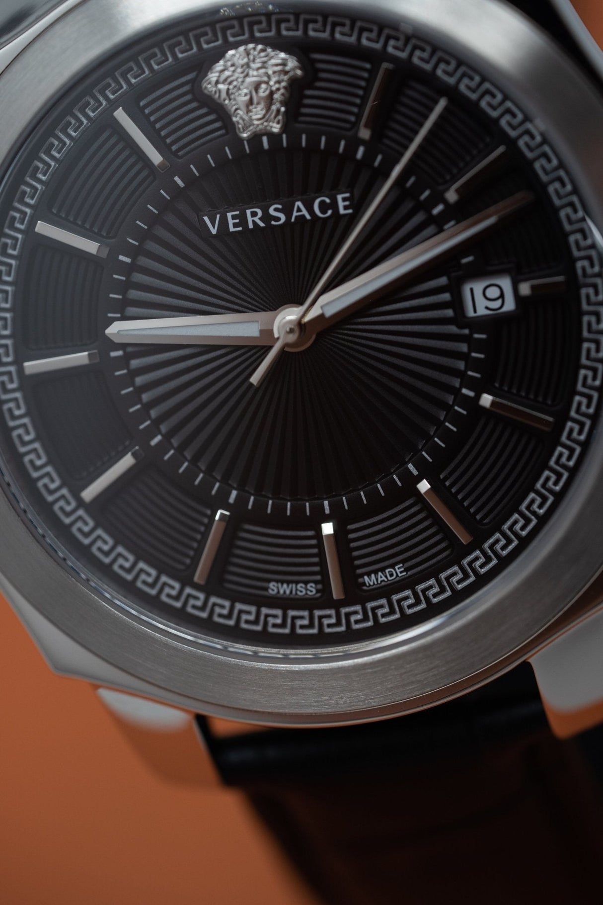 Versace Icon Classic Black - Watches & Crystals