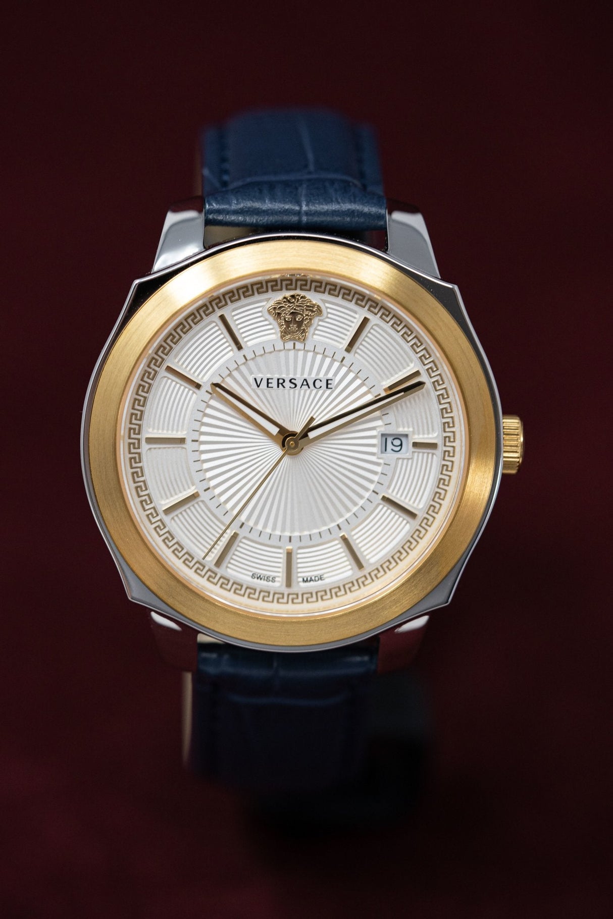 Versace Icon Classic White - Watches & Crystals