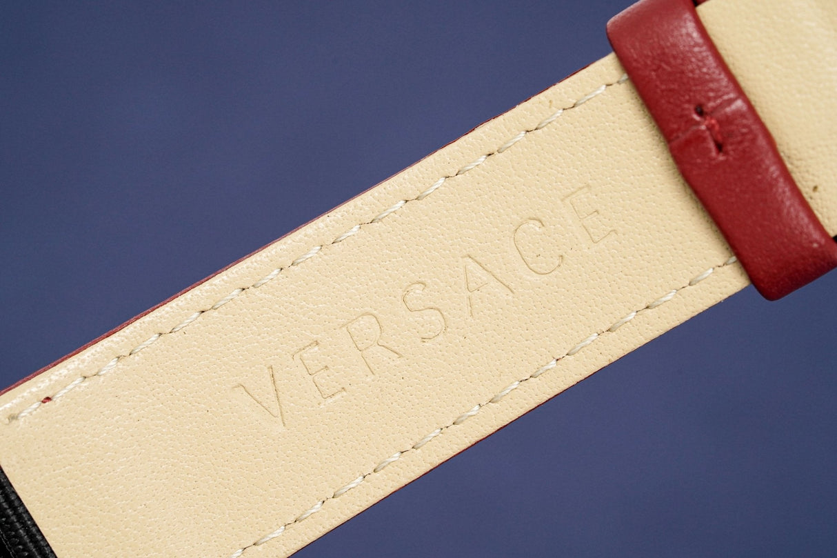 Versace Men's Watch V-Circle Red VEBQ01319 - Watches & Crystals