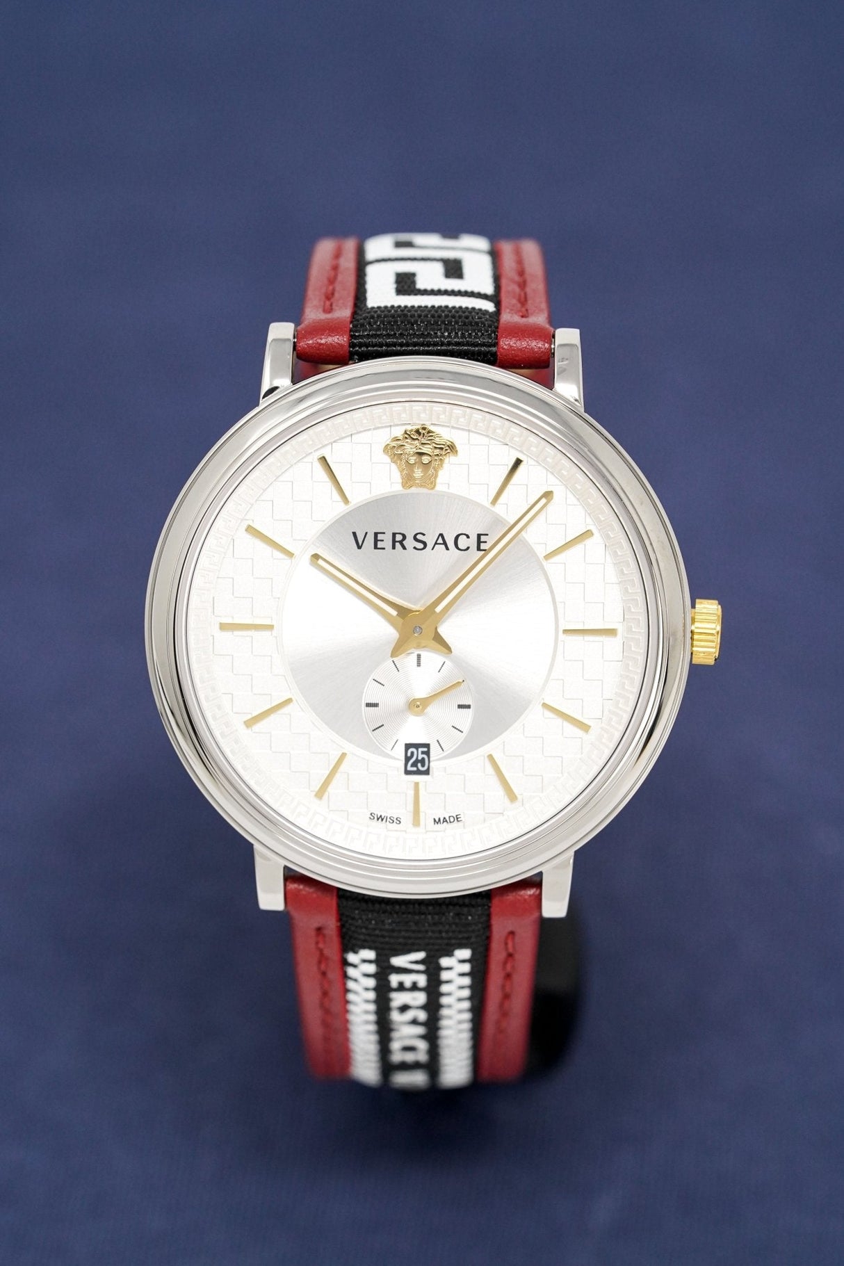 Versace Men's Watch V-Circle Red VEBQ01319 - Watches & Crystals