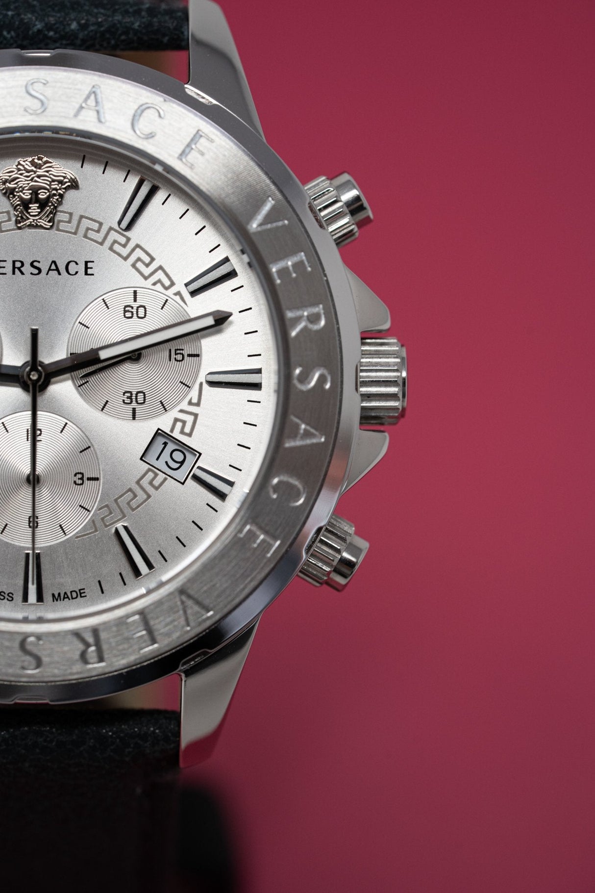 Versace Signature Chronograph Silver - Watches & Crystals