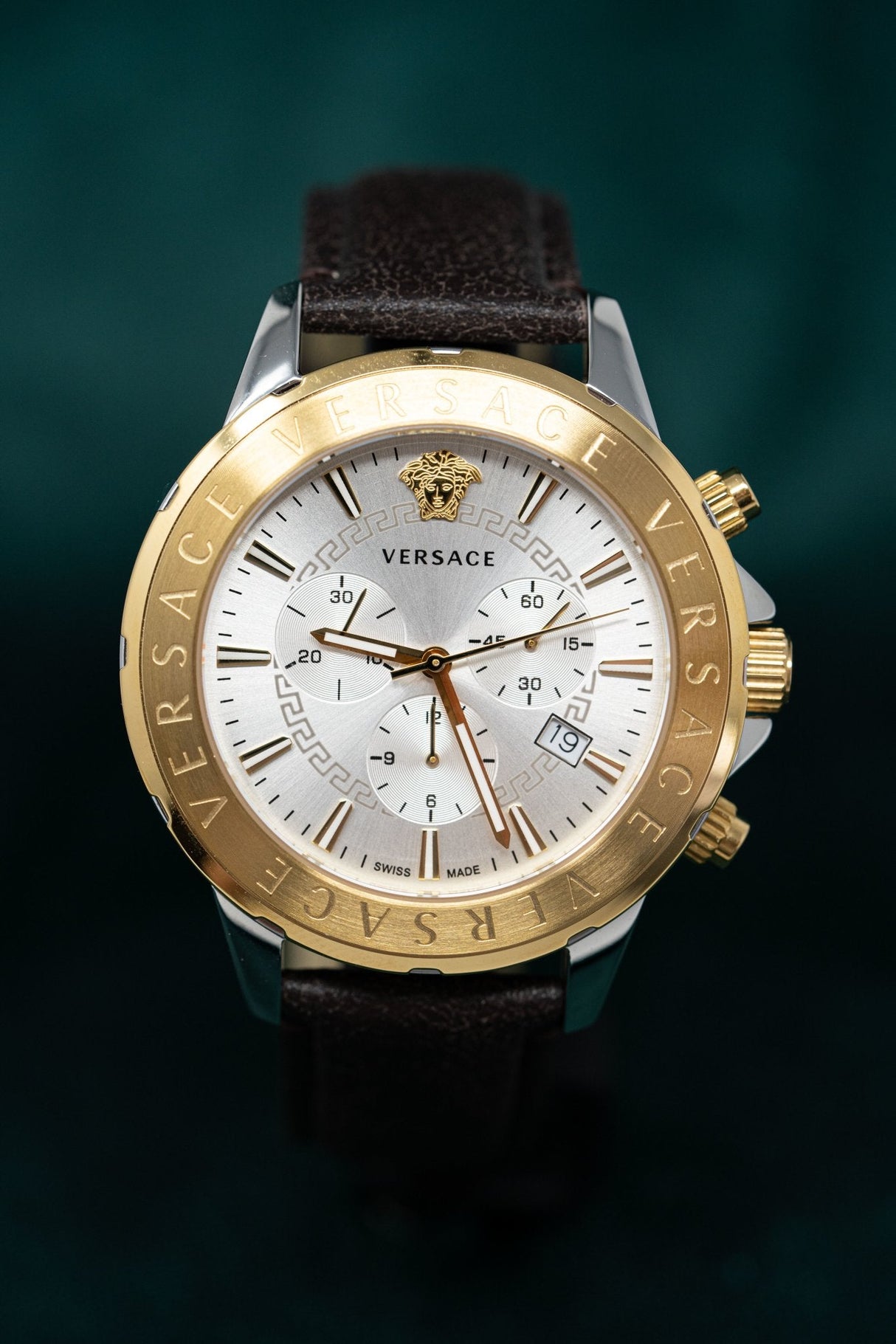 Versace Signature Chronograph Silver - Watches & Crystals