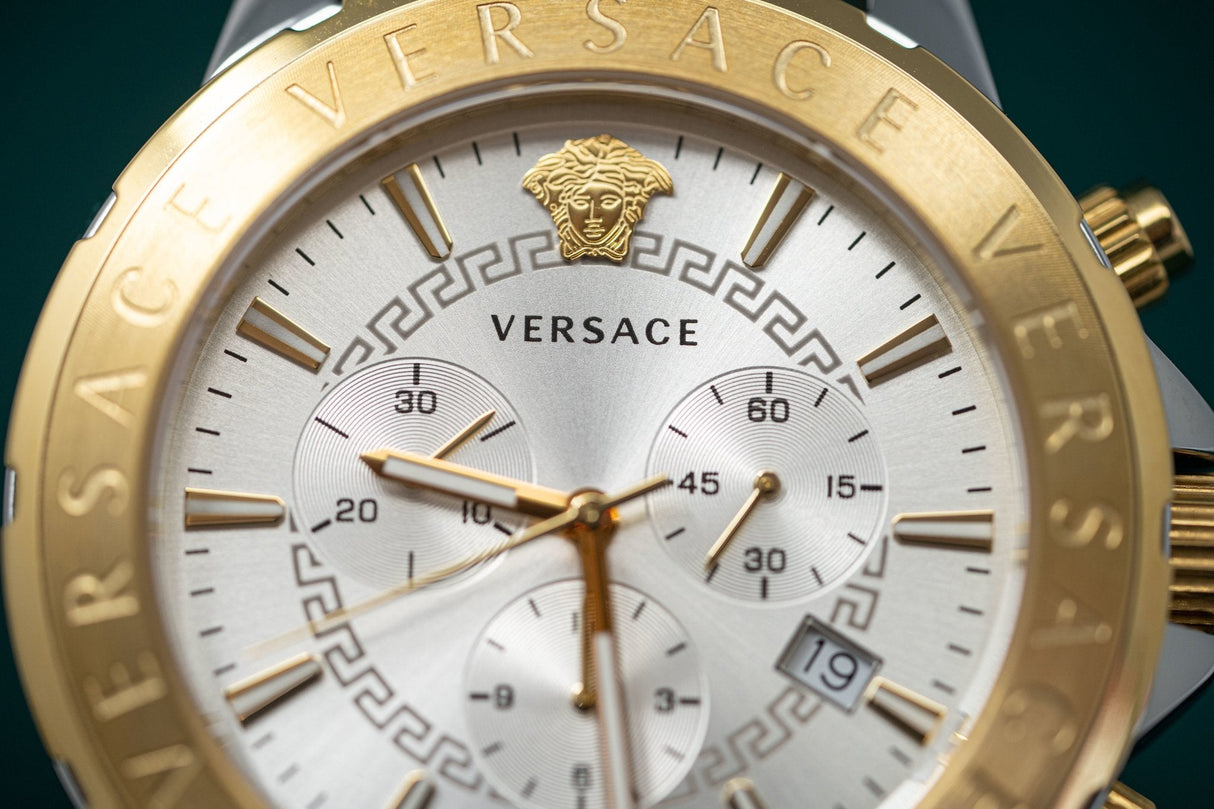 Versace Signature Chronograph Silver - Watches & Crystals
