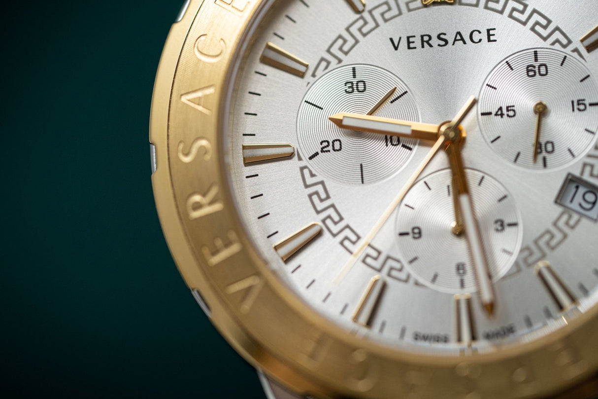 Versace Signature Chronograph Silver - Watches & Crystals
