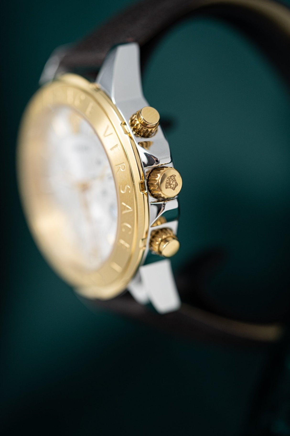 Versace Signature Chronograph Silver - Watches & Crystals