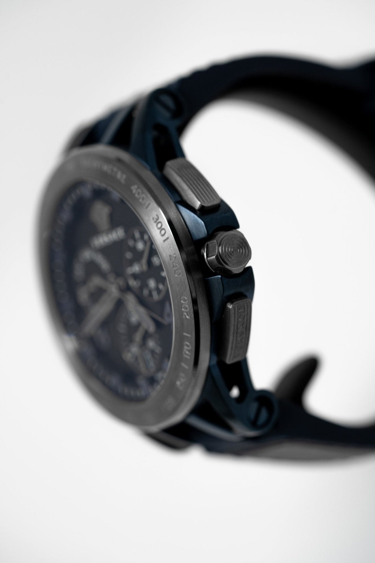 Versace Sporty Tech Chronograph Day & Date Black - Watches & Crystals