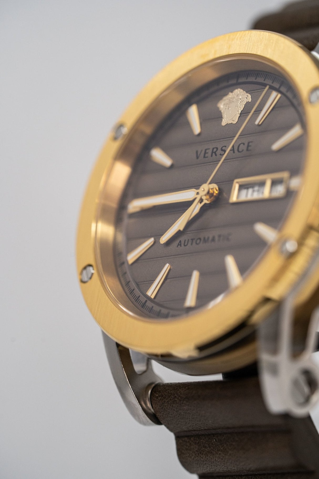Versace Theros Day Date Brown - Watches & Crystals