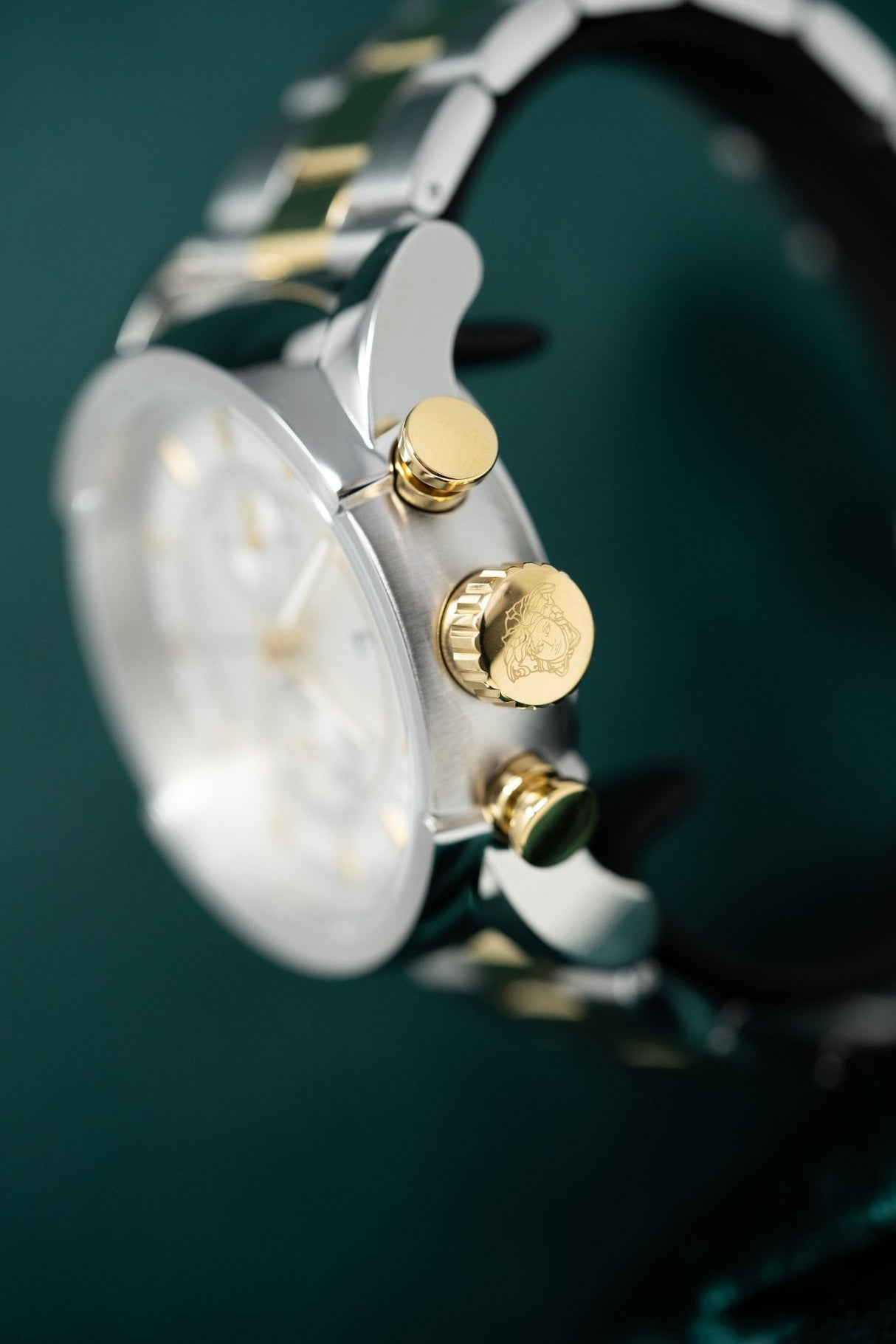 Versace Urban Chronograph Silver - Watches & Crystals