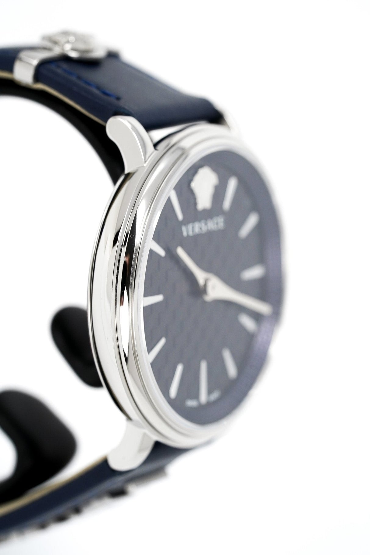 Versace V-Circle 38mm Blue Silver VE8104222 - Watches & Crystals