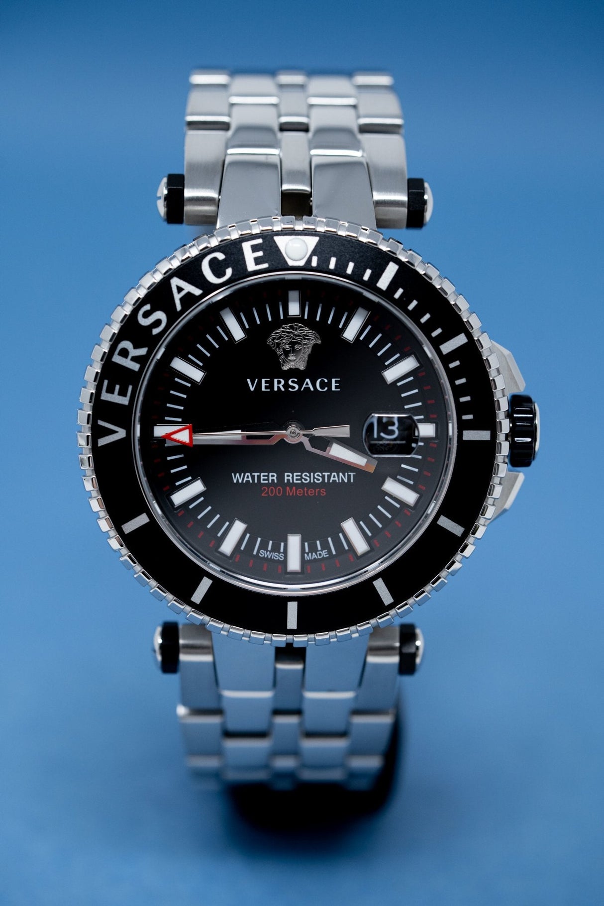 Versace V-Race Diver Stainless Steel - Watches & Crystals