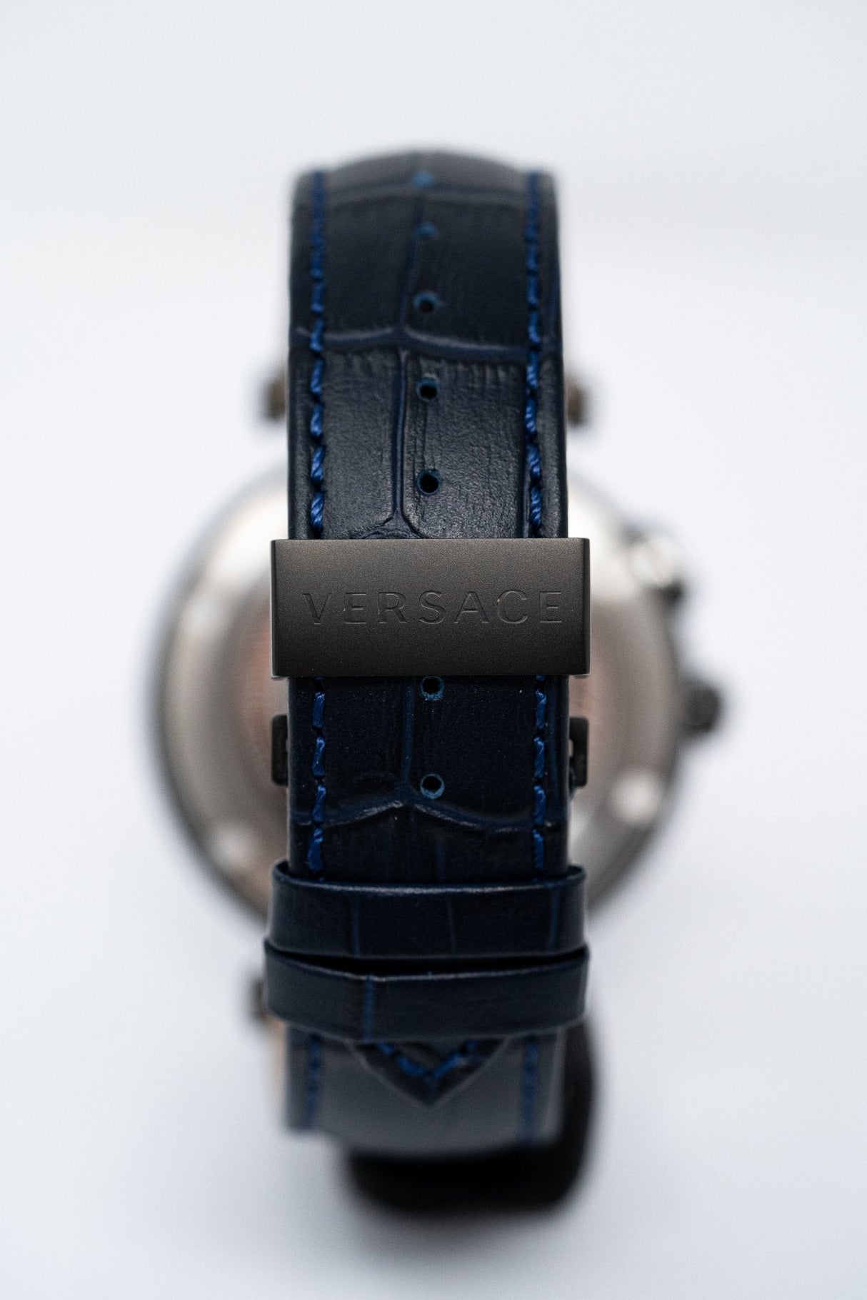 Versace V-Race GMT Blue - Watches & Crystals