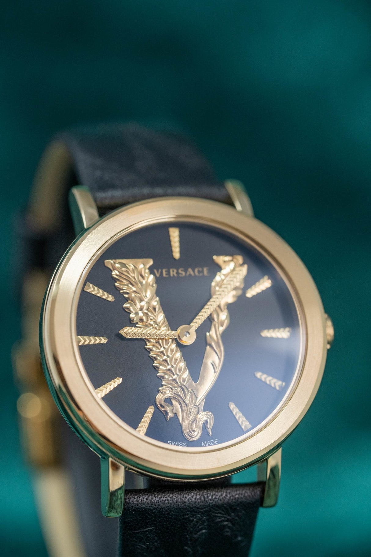 Versace Virtus Black - Watches & Crystals