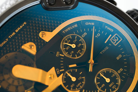 Diesel Men's Chronograph Watch Mr Daddy 2.0 Black DZ7429 - Designer Watch Store