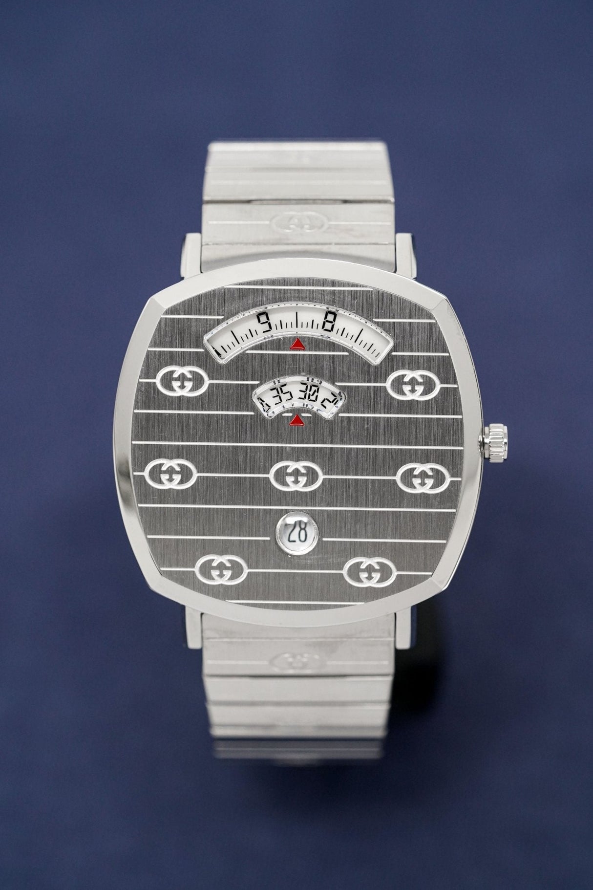 Gucci Watch Grip 38mm Silver YA157410 - Watches & Crystals