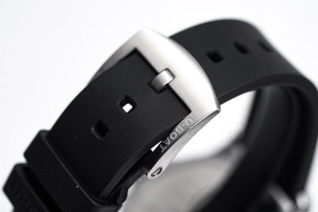 U-Boat Darkmoon 44 Red Sapphire Steel - 2021 EDITION 8465/B - Designer Watch Store