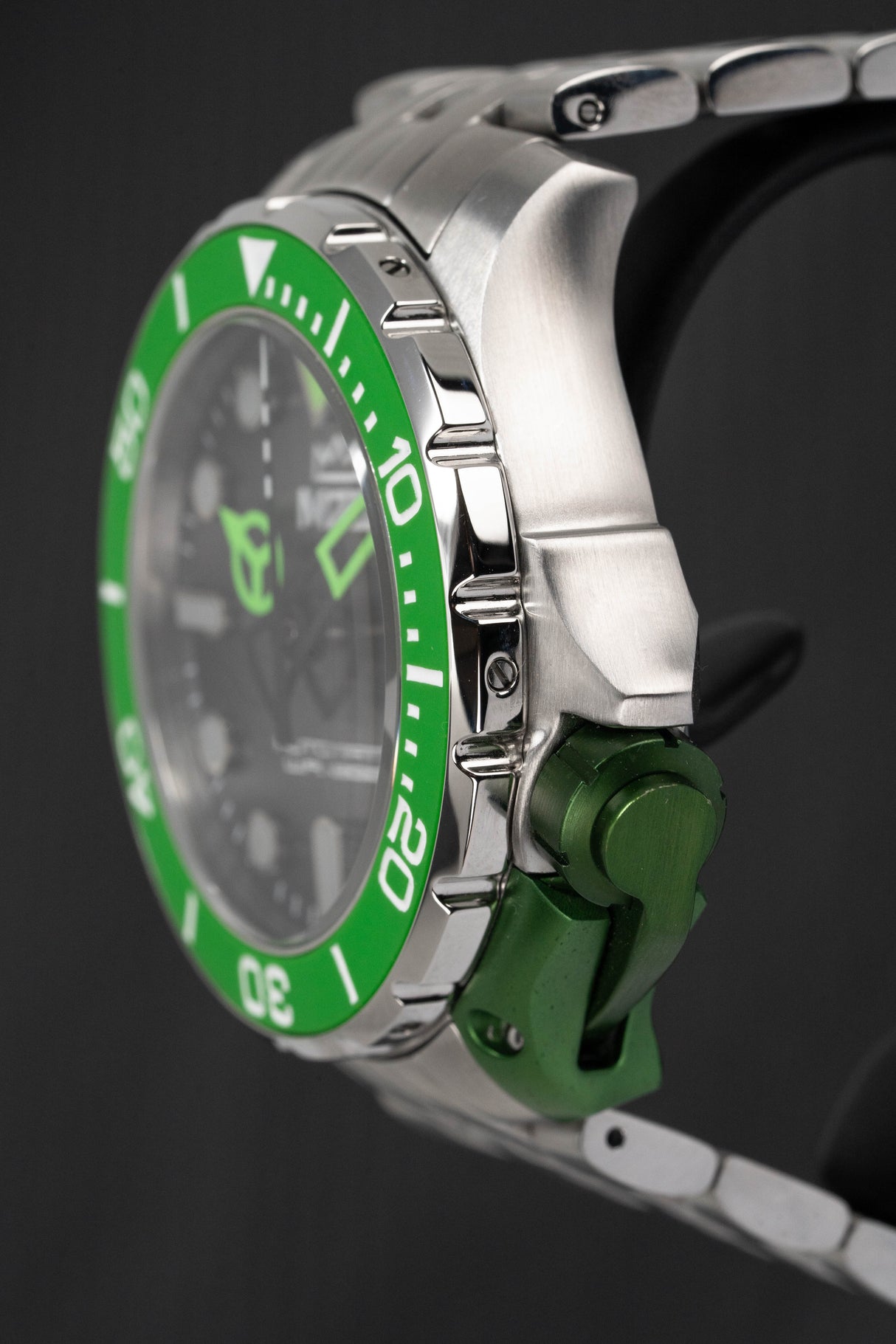 M2Z Men's Watch Diver 200 Bracelet Green 200-001X