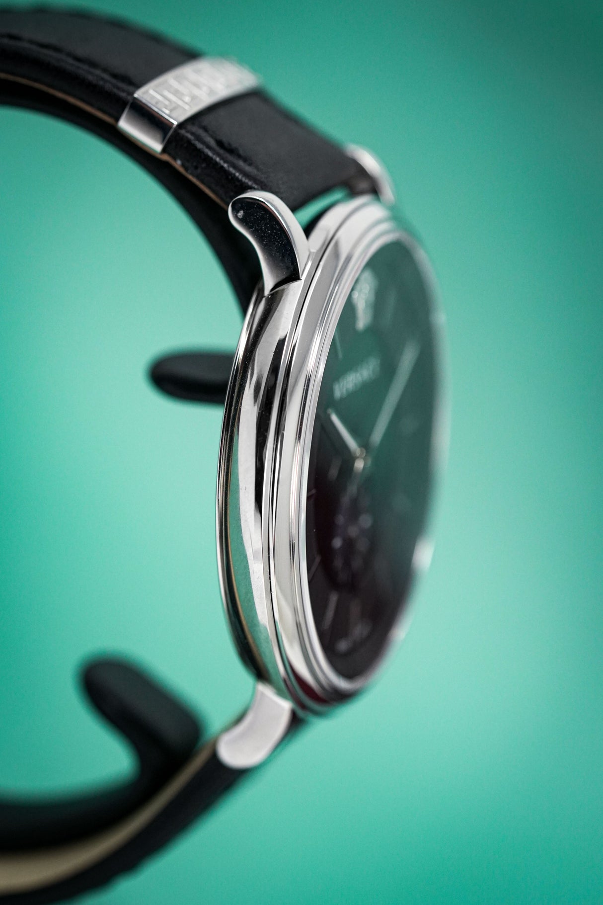 Versace Watch V-Circle Manifesto 42mm Black VEBQ00918