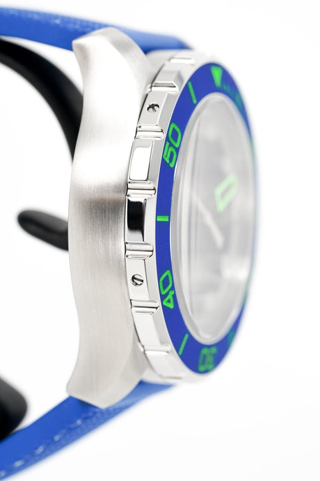 M2Z Men's Watch Diver 200 Blue 200-003 - Watches & Crystals