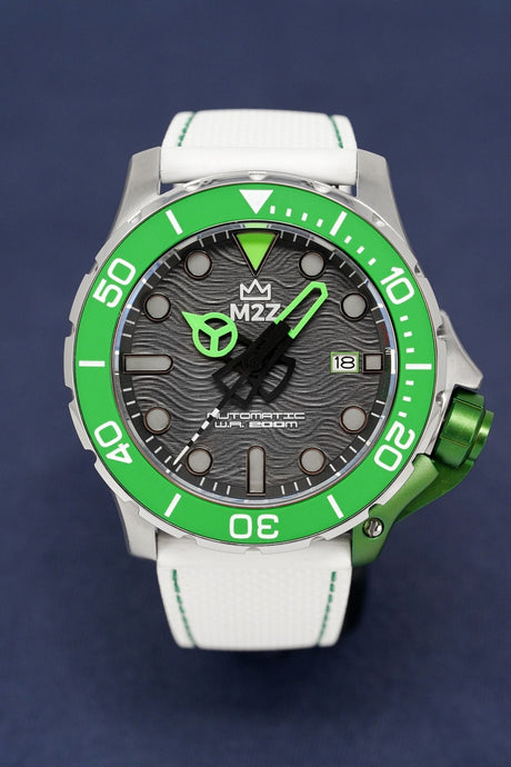 M2Z Men's Watch Diver 200 Green 200-001 - Watches & Crystals