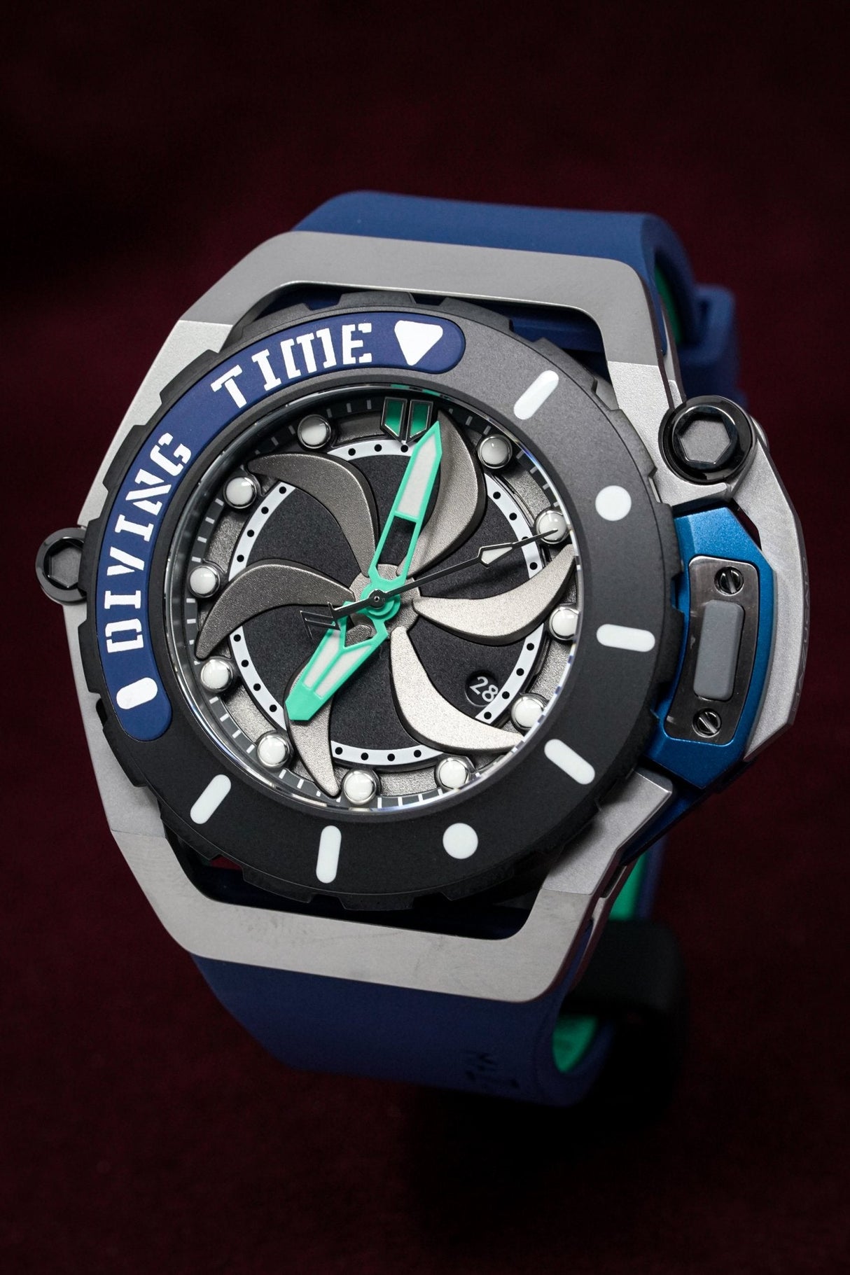 Mazzucato RIM Scuba Blue Green - Watches & Crystals