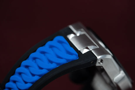 Versace Chain Reaction Blue - Watches & Crystals