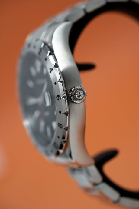 Versace Hellenyium GMT Black - Watches & Crystals