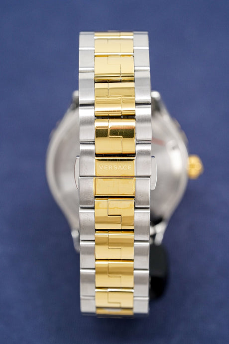 Versace Men's Watch Hellenyium GMT Two-Tone Green V11050015 - Watches & Crystals