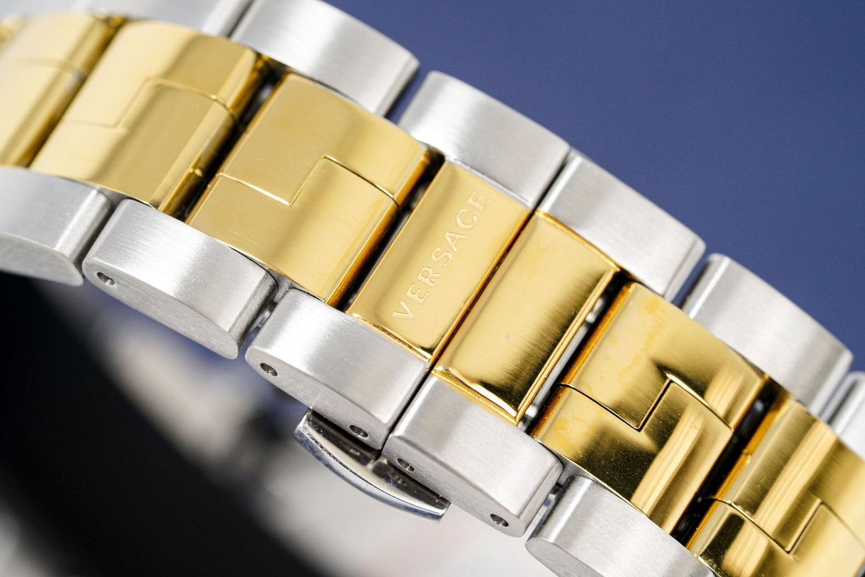 Versace Men's Watch Hellenyium GMT Two-Tone Green V11050015 - Watches & Crystals