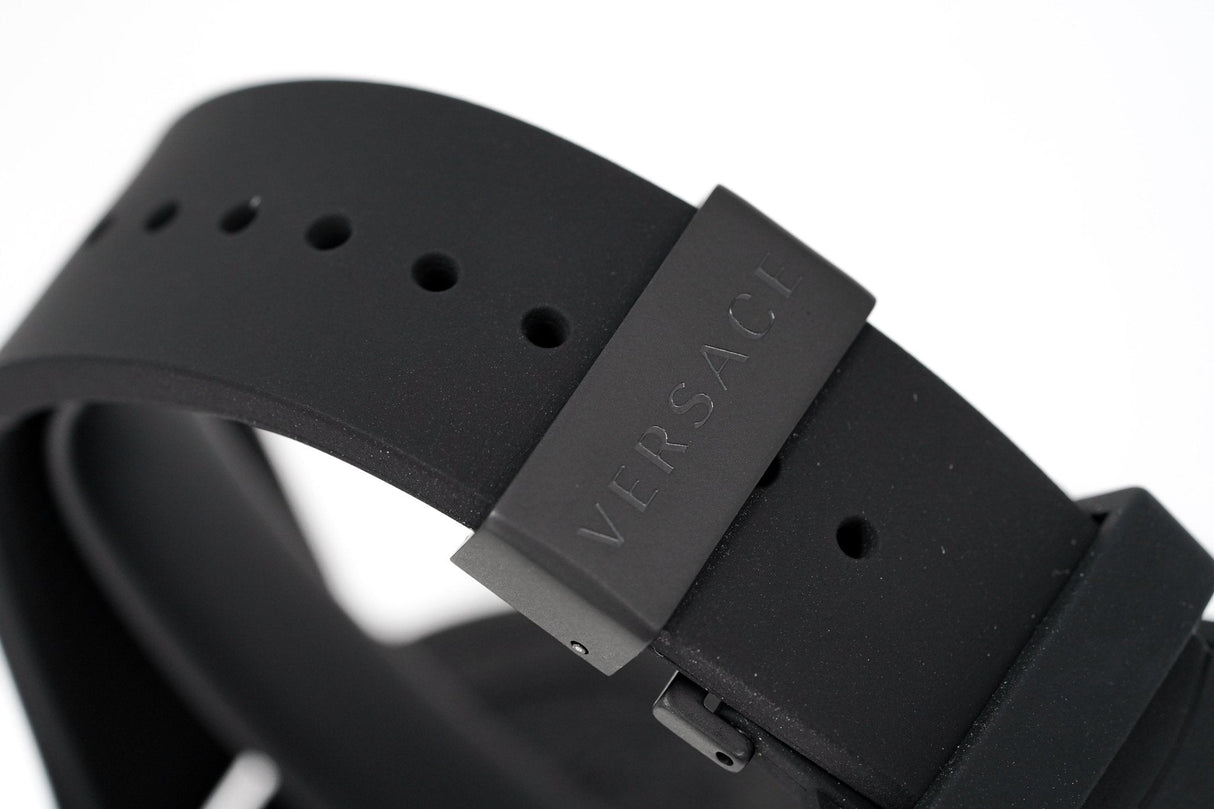 Versace Men's Watch V-Extreme Pro Dual Time Black VCN020017 - Watches & Crystals