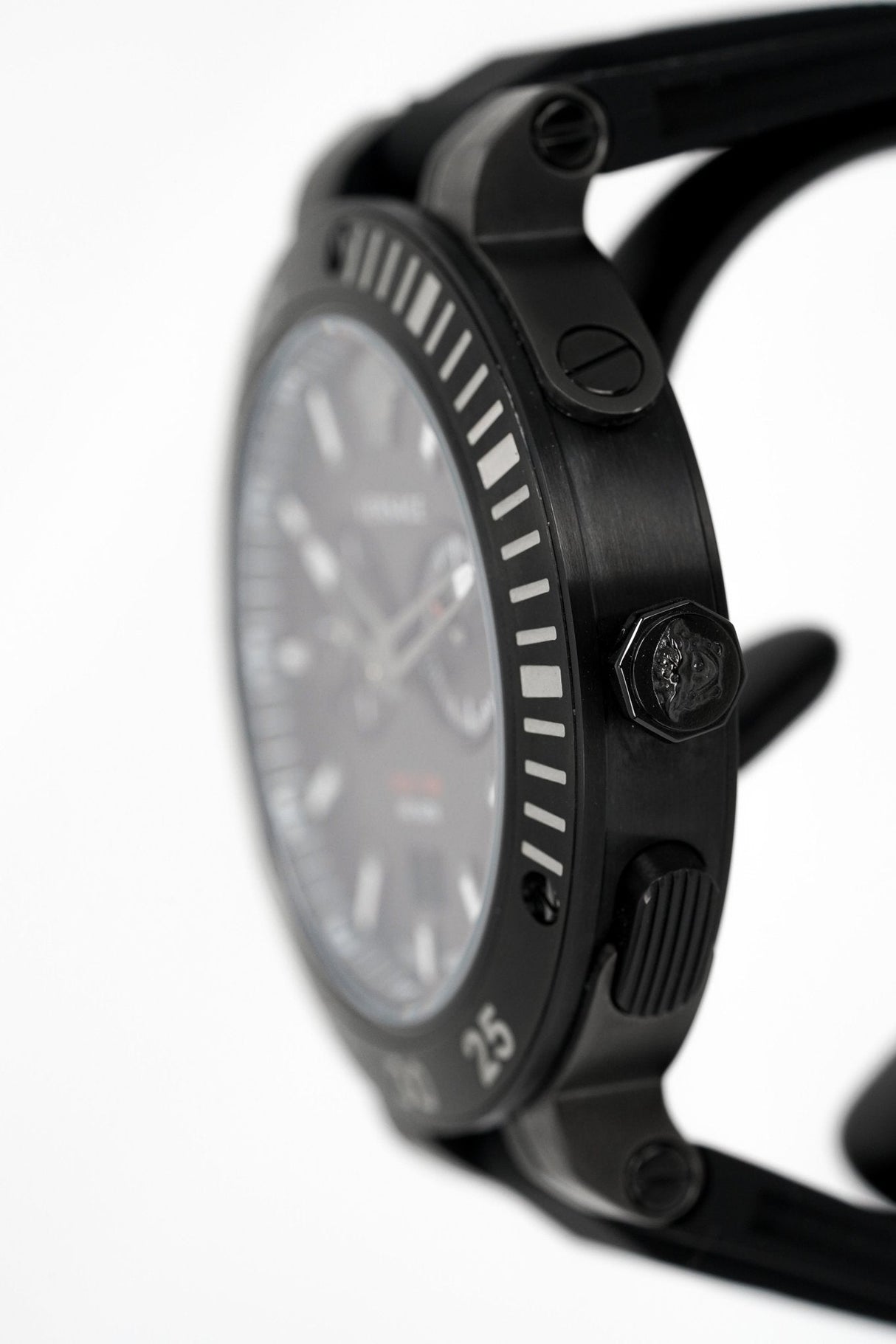 Versace Men's Watch V-Extreme Pro Dual Time Black VCN020017 - Watches & Crystals