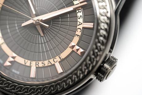 Versace Men's Watch Viamond Black VEPO00520 - Watches & Crystals