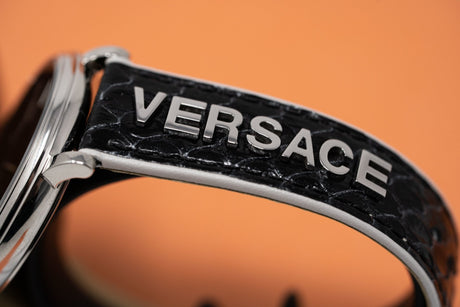 Versace V-Circle Stainless Steel - Watches & Crystals