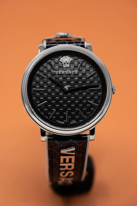 Versace V-Circle Stainless Steel - Watches & Crystals