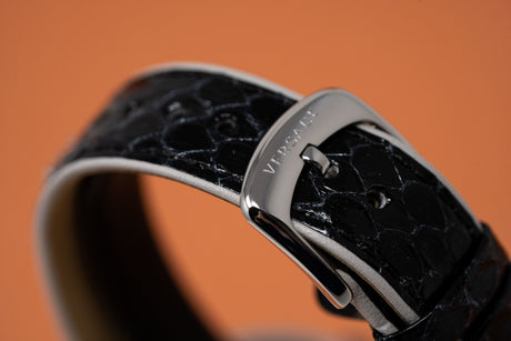 Versace V-Circle Stainless Steel - Watches & Crystals